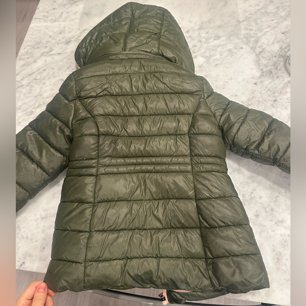 Michael Kors Toddler Girl 4T Hooded Puffer Jacket with Pink Lining - Picture 3 of 5